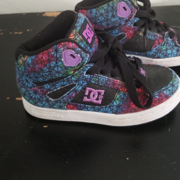 DC shoes - Picture 2 of 4